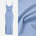 Langes Feinstrickkleid mit Trägern – Rückenfrei