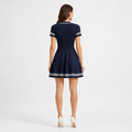 Ripp-Minikleid mit Bubikragen & Schleife – Gestreift
