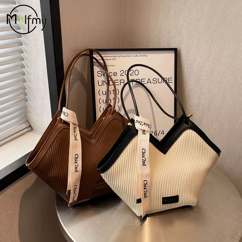 ETERNELS Tote Bag .