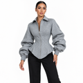 Zweiteiler mit Fransen – Korsett-Jacke & weite Hose, Grau